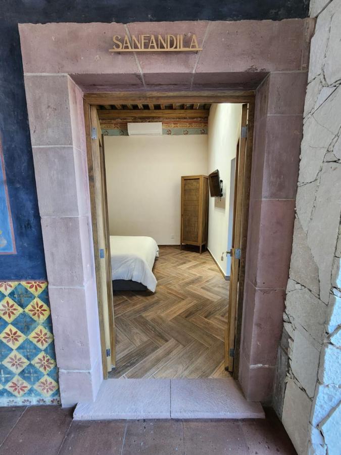 Hotel Ursula Concept ケレタロ エクステリア 写真